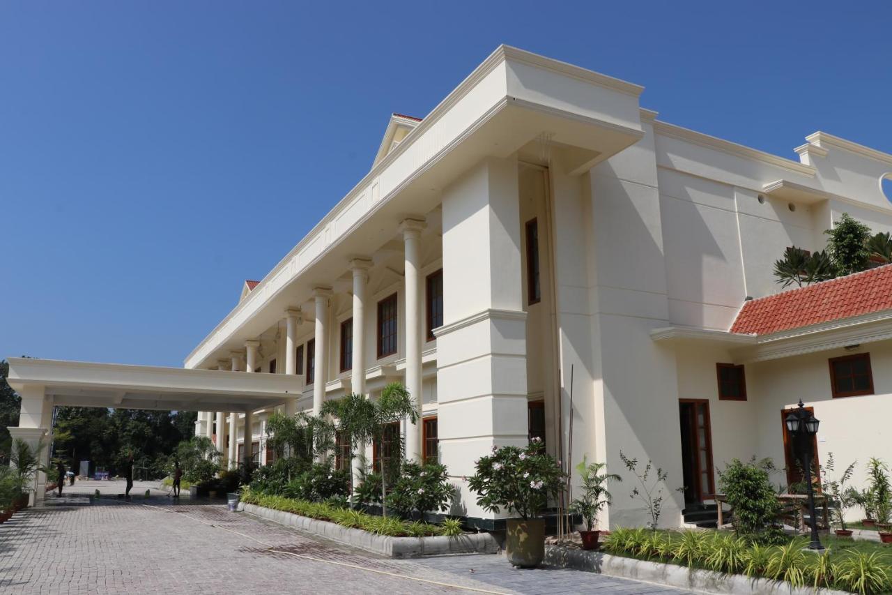 Royale De' Casa Resort Kaziranga Ngoại thất bức ảnh