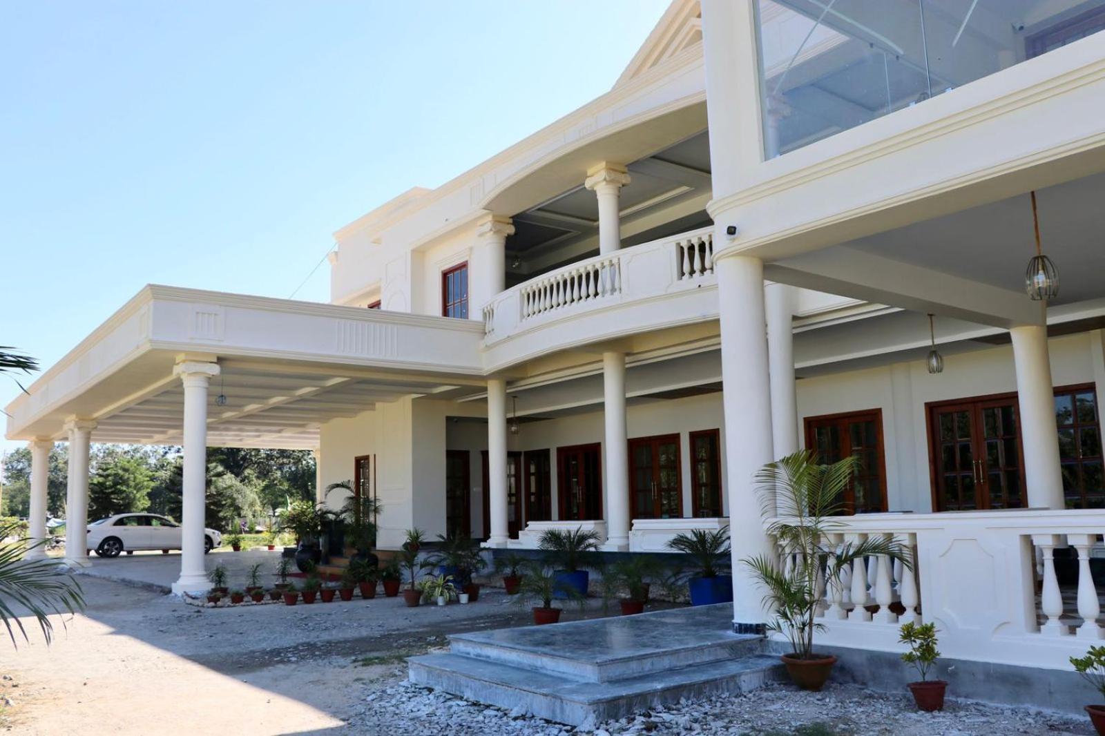 Royale De' Casa Resort Kaziranga Ngoại thất bức ảnh