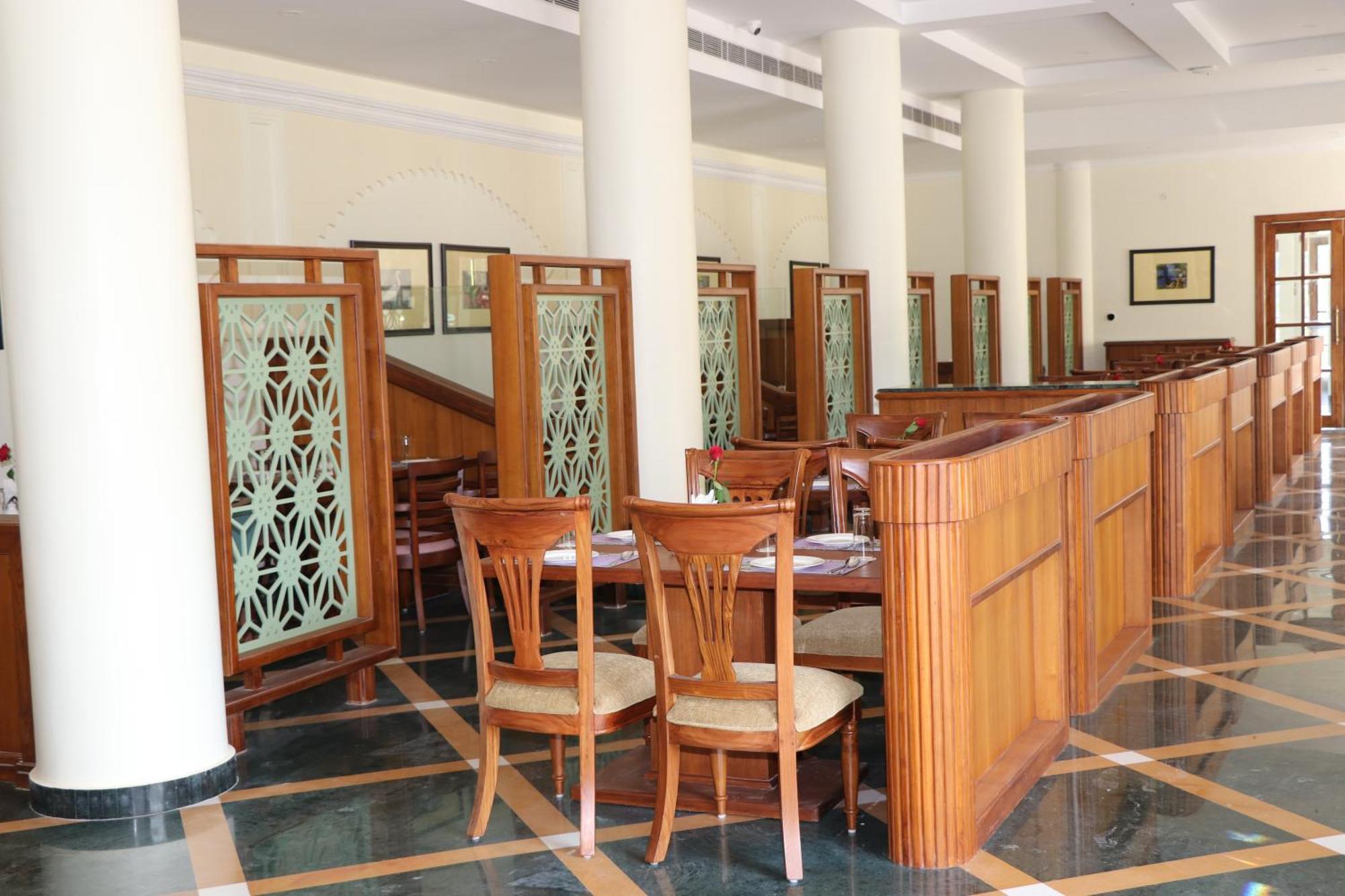 Royale De' Casa Resort Kaziranga Ngoại thất bức ảnh
