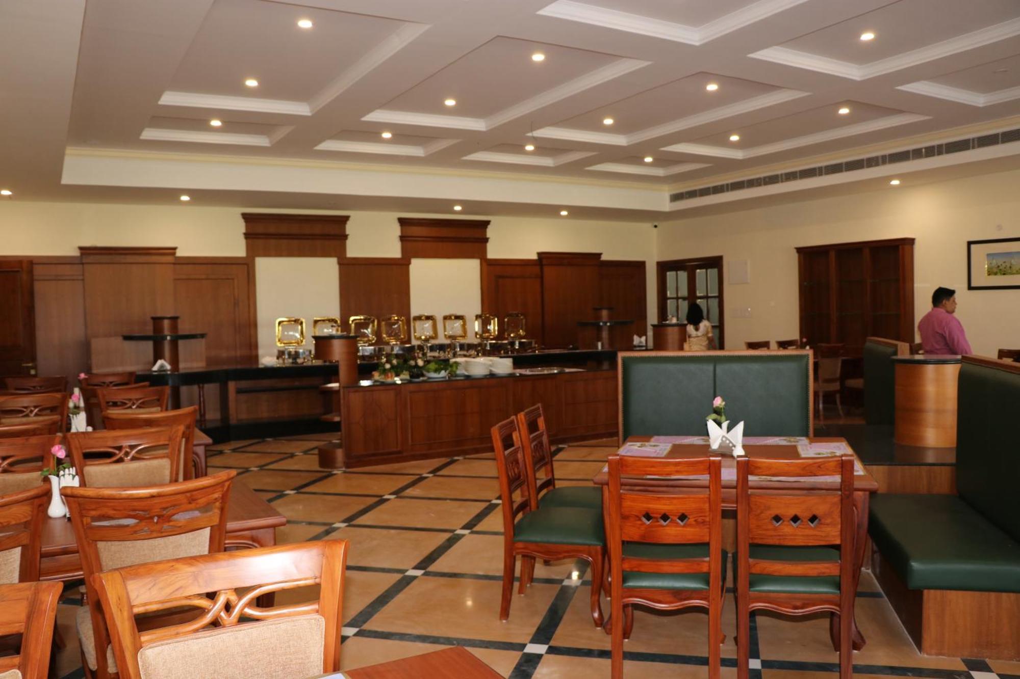 Royale De' Casa Resort Kaziranga Ngoại thất bức ảnh